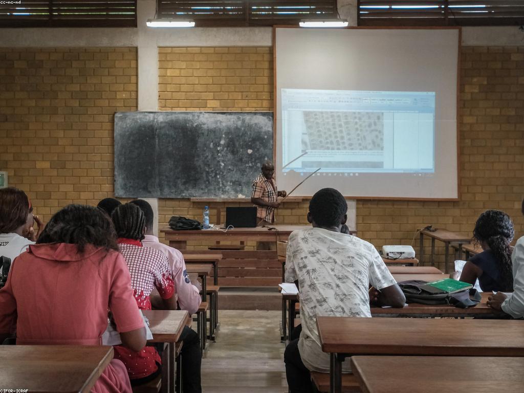 អត្ថបទសិក្សារ៖ ការសិក្សានិងការយល់ដឹងពីមេរៀនសំខាន់ៗ